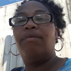 Meet your Posher, Debra